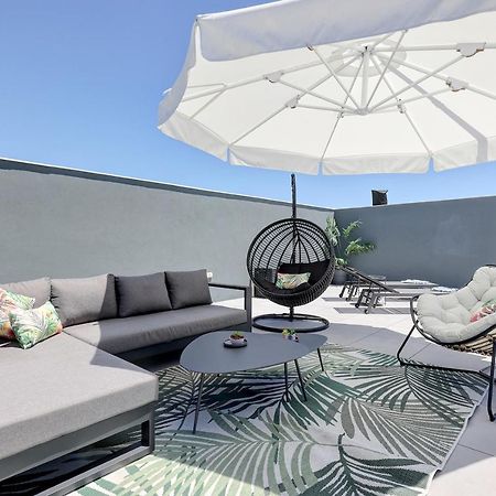 The Golden Oasis Penthouse Διαμέρισμα Εστεπόνα Εξωτερικό φωτογραφία