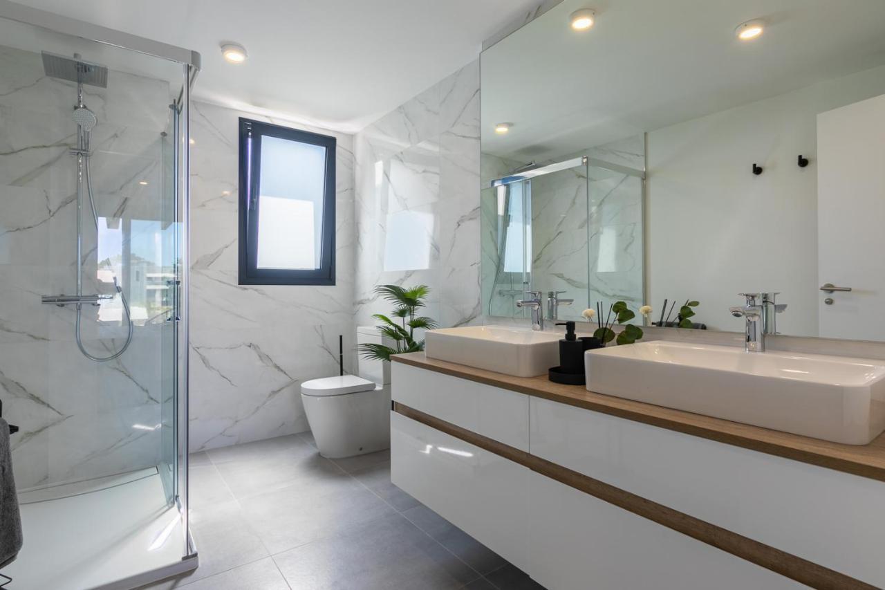 The Golden Oasis Penthouse Διαμέρισμα Εστεπόνα Εξωτερικό φωτογραφία