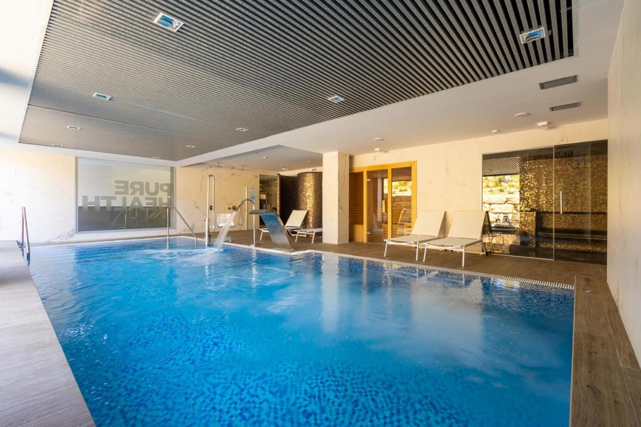 The Golden Oasis Penthouse Διαμέρισμα Εστεπόνα Εξωτερικό φωτογραφία