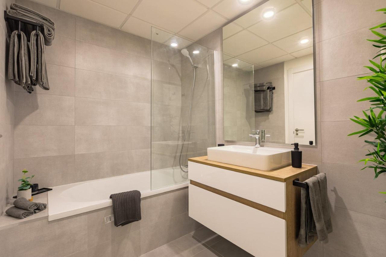 The Golden Oasis Penthouse Διαμέρισμα Εστεπόνα Εξωτερικό φωτογραφία